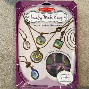 NEW Melissa and Doug jewelry made easy
